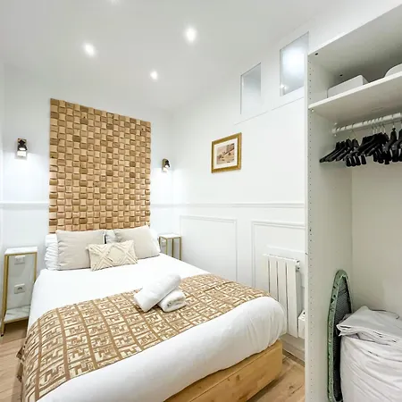 81 - Luxe Sebastopol 아파트