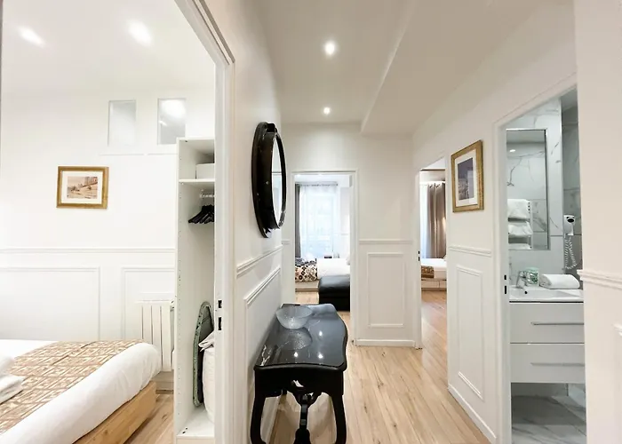 81 - Luxe Sebastopol Apartman *
