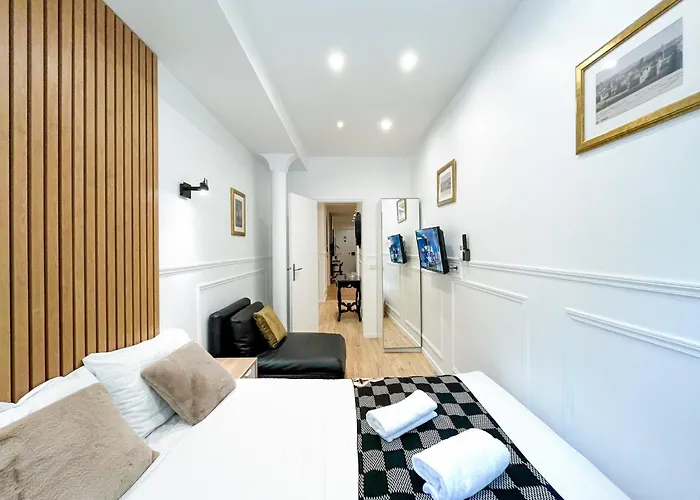 81 - Luxe Sebastopol パリ