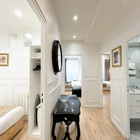 81 - Luxe Sebastopol Apartmán *
