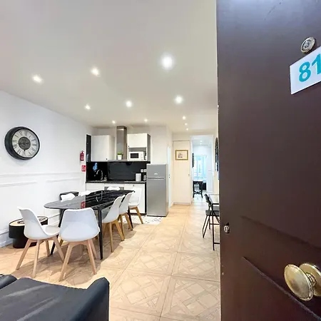81 - Luxe Sebastopol Apartmán *